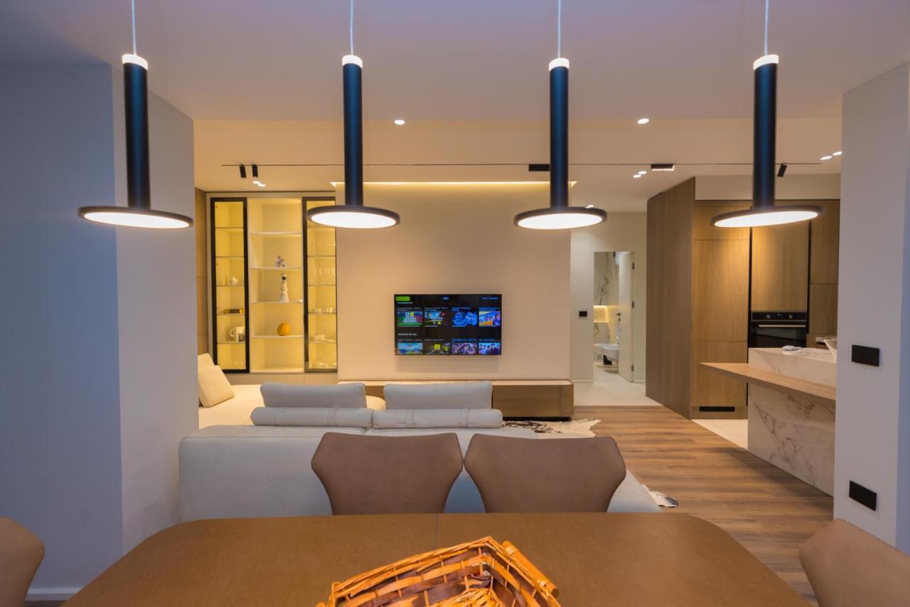 Diora'S Hotel And Apartments Vlorë Εξωτερικό φωτογραφία