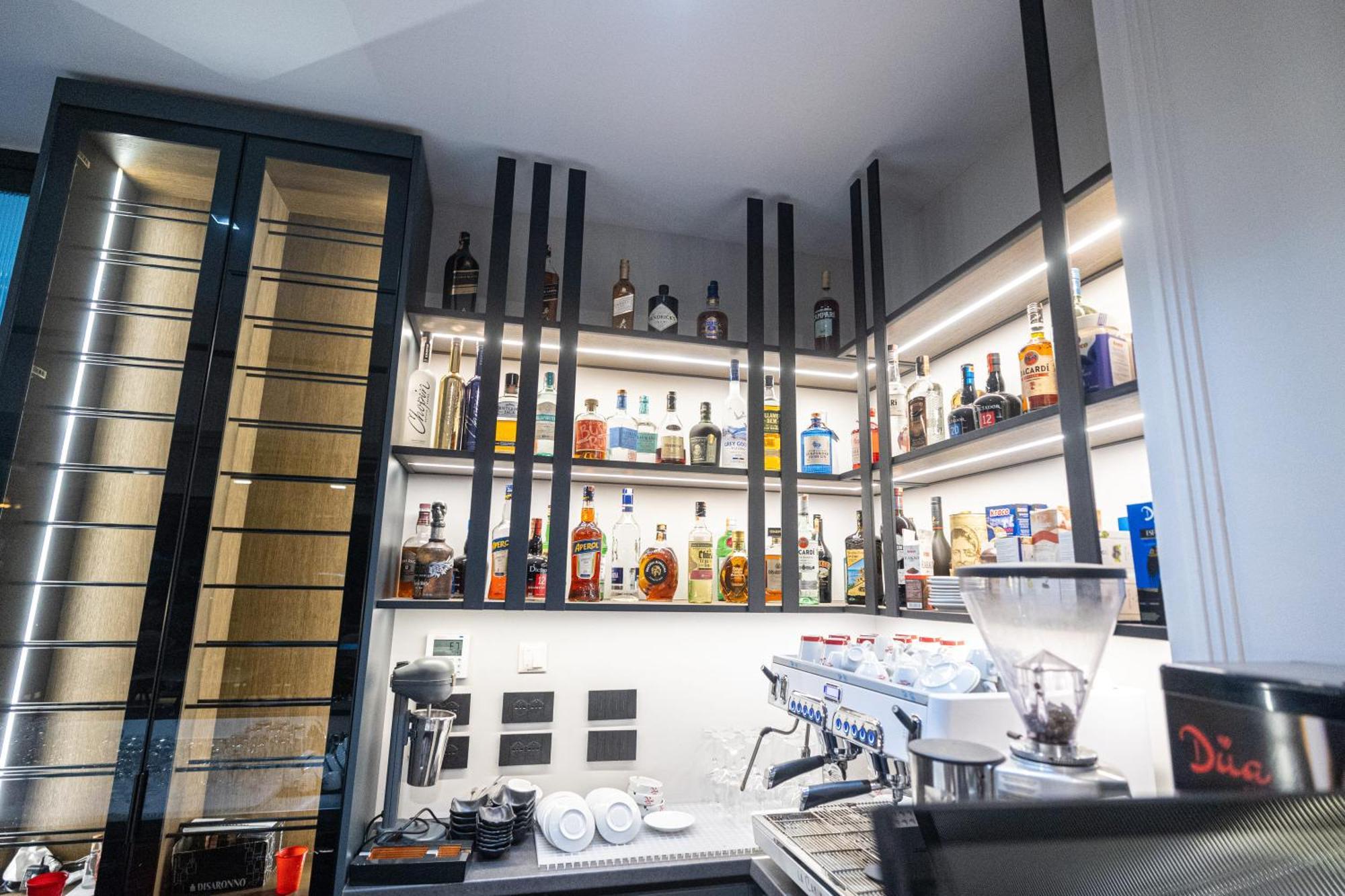 Diora'S Hotel And Apartments Vlorë Εξωτερικό φωτογραφία