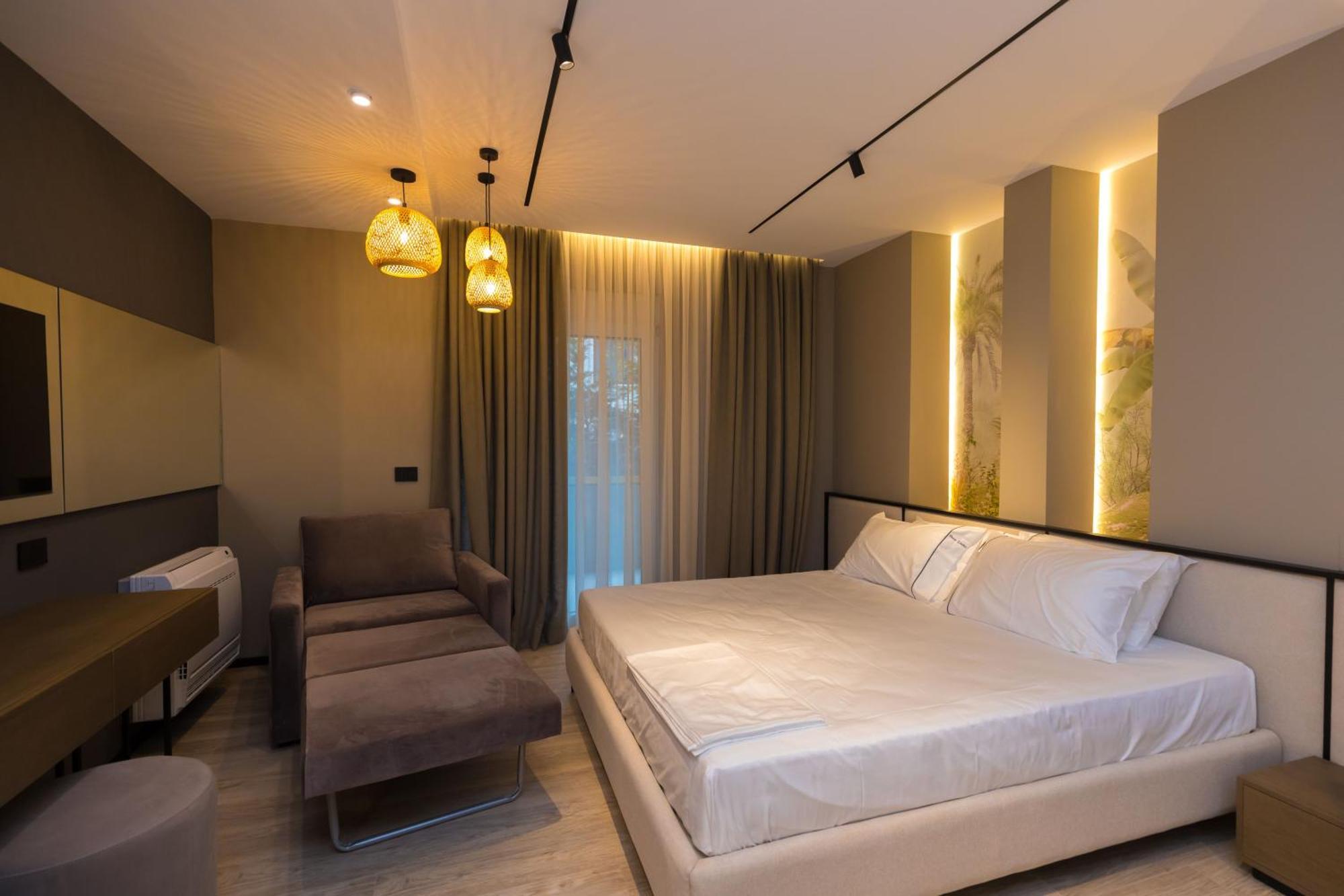 Diora'S Hotel And Apartments Vlorë Εξωτερικό φωτογραφία