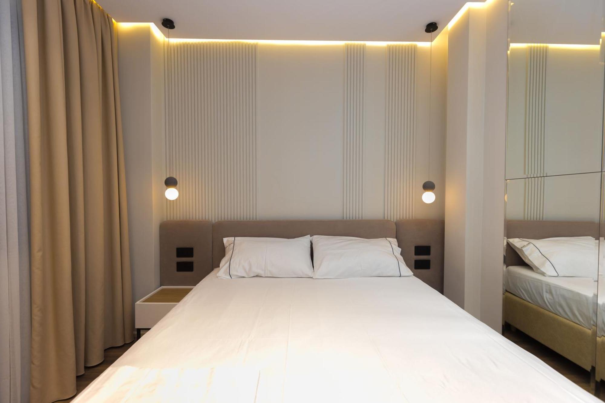 Diora'S Hotel And Apartments Vlorë Δωμάτιο φωτογραφία