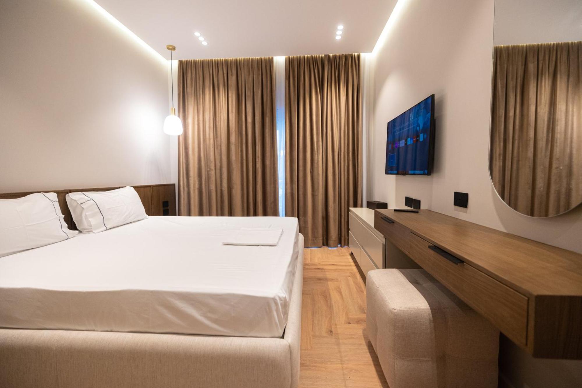 Diora'S Hotel And Apartments Vlorë Εξωτερικό φωτογραφία