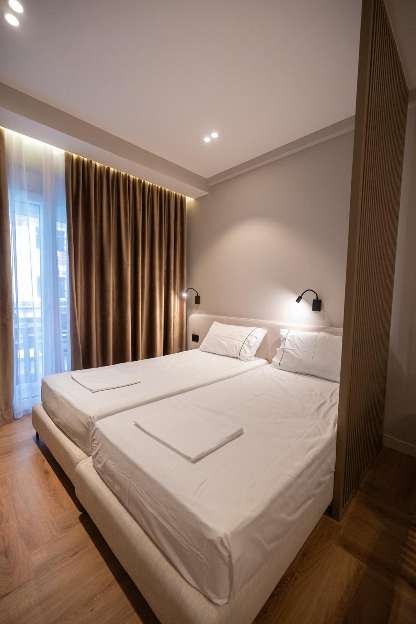 Diora'S Hotel And Apartments Vlorë Εξωτερικό φωτογραφία